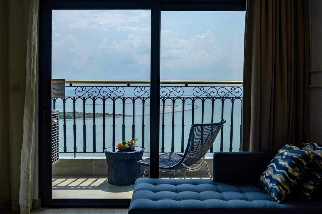 Golden Apartment With Sea View Da Nang Eksteriør bilde